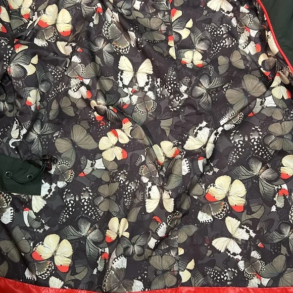 VGUC Lululemon Definitely Raining Jacket (US 6) - Gator Green - Picture 14 of 16